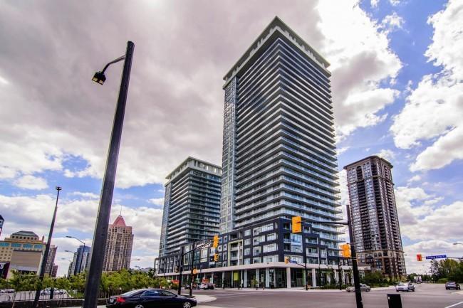 Square One Fully Furnished Suite Миссиссага Номер фото